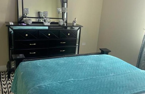 New Kingston Apartamento | Modern Cozy and Comfy 2 bedrooms At The Lofts