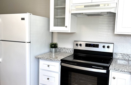 Santa Clara Casa | Modern & Cozy cottage walking to Santana Row & Valley Fair Shopping Center