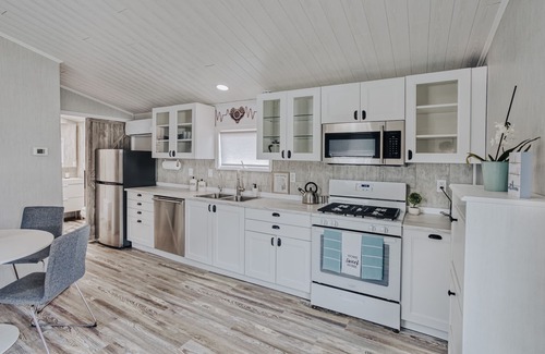 Painted Post Apartamento | Modern & Cozy stand-alone apartment - perfect stay
