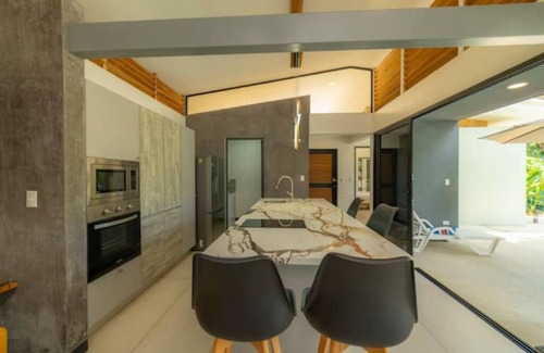 Buenos Aires Casa | Modern 2 Bedroom + Casa Sewo 2Bedroom Combination unit
