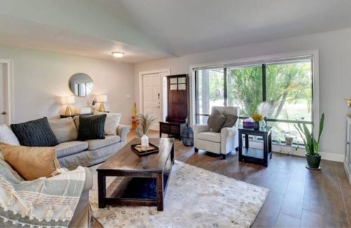 Tropic Palms Casa | Modern Delray House BEACH 2miles Near Downtown