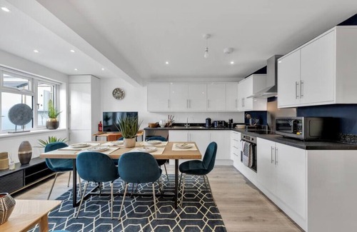 Ascot Apartamento | Modern Deluxe 3 Bedroom Flat