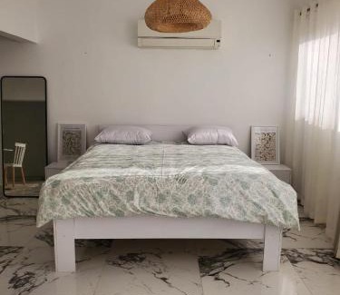 As-Sayidah Zaynab Apartamento | modern design studio with charming view