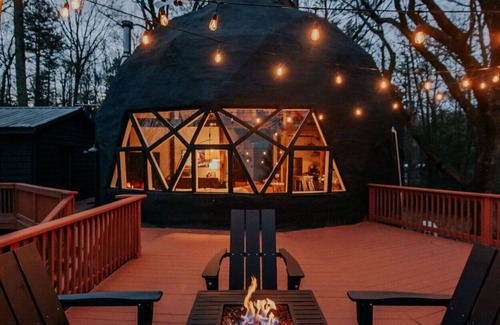 Tate Cabina | Modern Dome + Cottage w/ Views of Amicalola State Park!