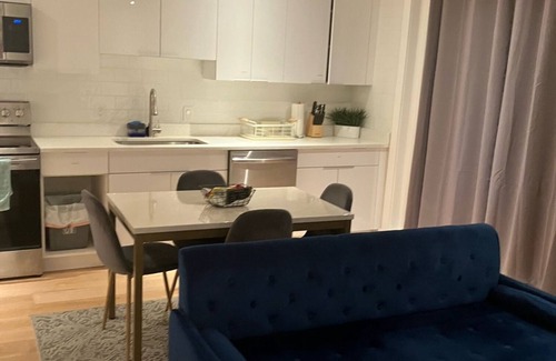 Midtown Village Apartamento | Modern Downtown Suite -2BR-Apt 3F