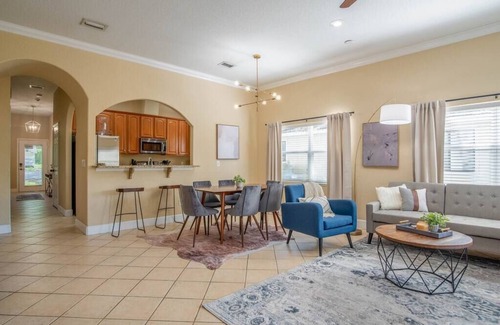 College Park Casa | ★Modern DT Home★King Bed☀️Patios✔Long Stays⚡️WiFi★