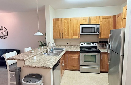 Vernon Apartamento | Moderno Apartamento Centro de LA con Vista a la Ciudad y Estacionamiento Privado