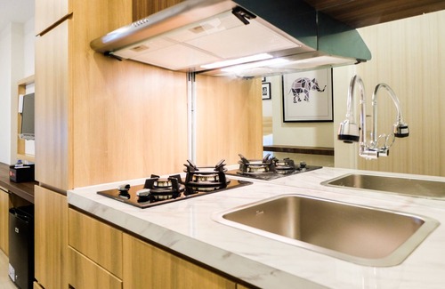 Bekasi Barat Apartamento | Modern Elegant Studio Grand Kamala Lagoon Apartment