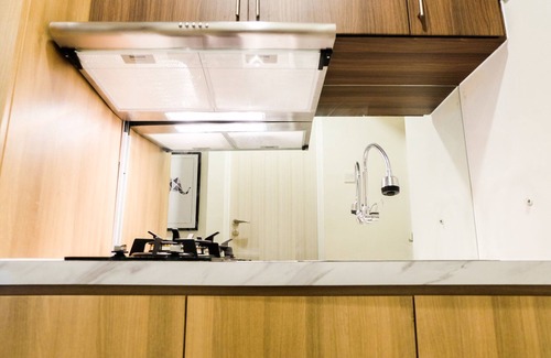 Bekasi Barat Apartamento | Modern Elegant Studio Grand Kamala Lagoon Apartment