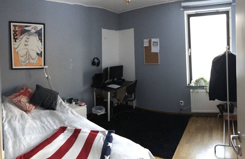 Skondal Villa | Modern Family-friendly House Near Lakes and Forest as Well as Central Stockholm