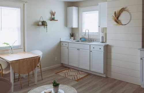 Johnson City Apartamento | Modern Farmhouse Chic Apartment in Johnson City