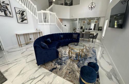 Haines City Casa | Modern Fully updated Southern Dunes Home - Golf Course Views