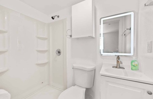 Downtown Los Angeles Hotel | Modern Gateway USC