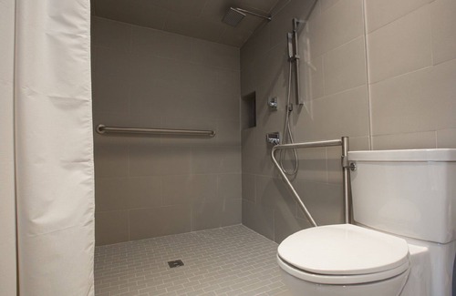 North End Casa | Modern Get Away - Retiro de escritores
