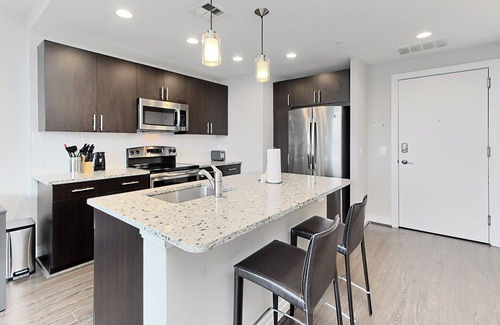 Reston Apartamento | Modern getaway in Reston 2 bedroom