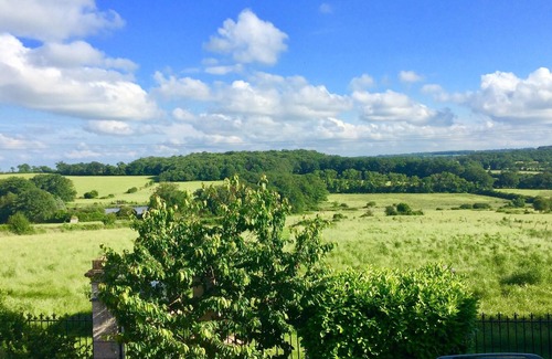 Vesdun Casa | Casa rural moderna situada en el campo francés