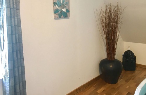 Vesdun Casa | Casa rural moderna situada en el campo francés