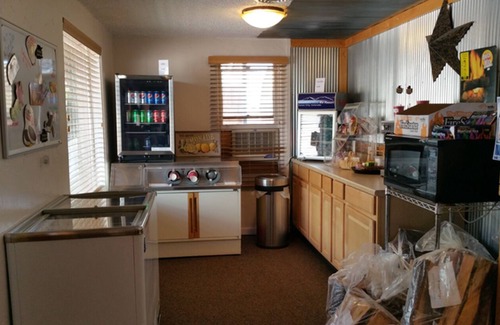 Canon City Alquiler De RV | Modern Glamping Dome | Mountain View Deck | Near Downtown Cañon City