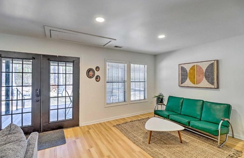 Higden Casa | Modern Greers Ferry Escape with Deck and Fire Pit
