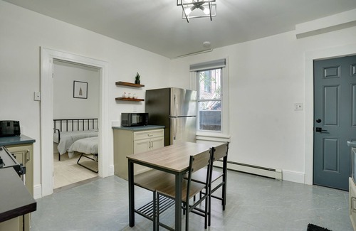 Hastings Apartamento | Modern Hastings-On-Hudson Home Near River!
