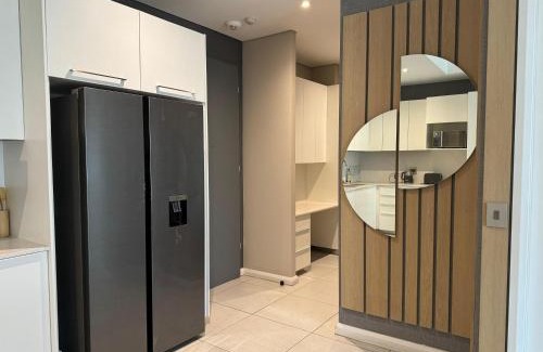 Menlyn Apartamento | Modern holiday home