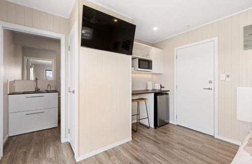 Blenheim Casa | Modern home away from home