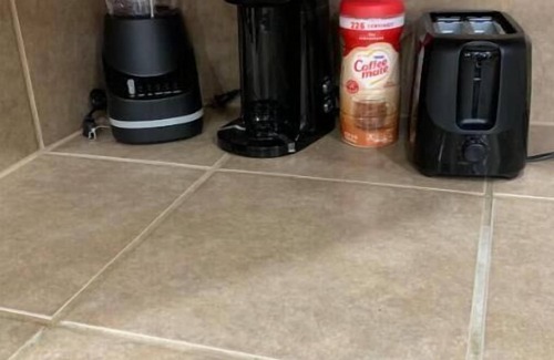 Gonzales Casa | Modern Home & covenant between Baton Rouge and New Orleans close to I-10