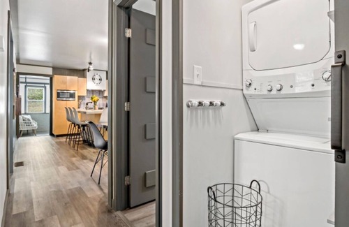 Morganton Casa | Modern Home Designed for Fun! Game-Room, Outdoor Kitchen, Firepit