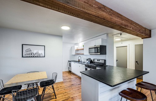 Bowling Green Casa | Modern Home Near Downtown and WKU