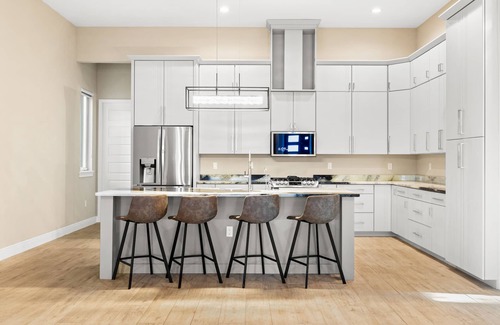 Largo Casa | Modern House 4 Rooms with Fireplace