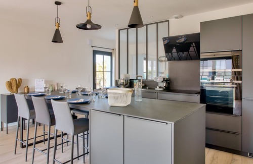 Penmarch Chalet De Esquí | Casa moderna para 6 - 300 m playa de Pors Carn