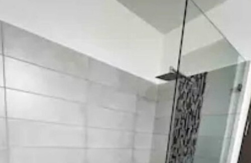 Ciudad Cariari Casa | Modern house in private condo