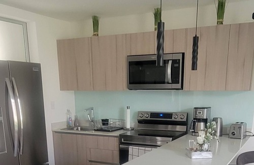 Ciudad Cariari Casa | Modern house in private condo