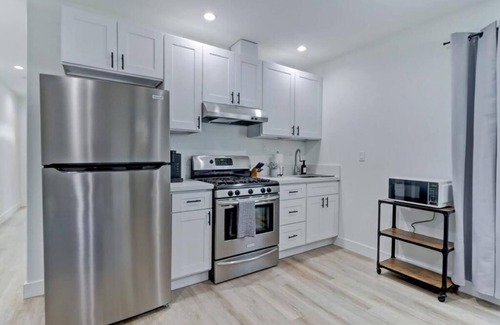 Fullerton Casa | Modern House near Disney-206