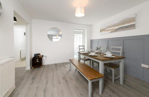 Rhondda Cynon Taff Apartamento | Modern House near Washeries Park
