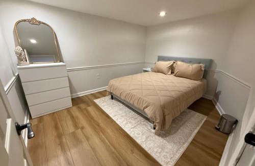 Weequahic Apartamento | Modern loft 9 min from EWR