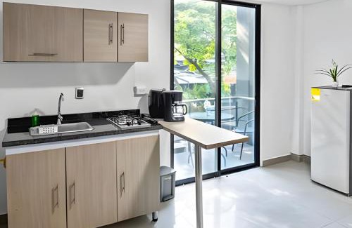 Granada Apartamento | Modern Loft in Cali’s Heart | Salsa Clubs & Cafés