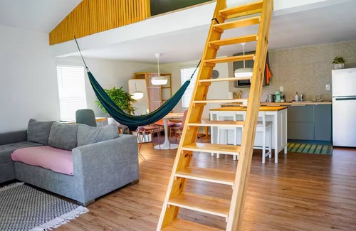 Seybold Casa | Modern Loft, perfect romantic getaway