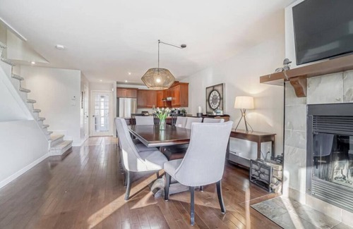 Mont-Tremblant Casa | Modern Luxurious Golf Chalet: La Bête