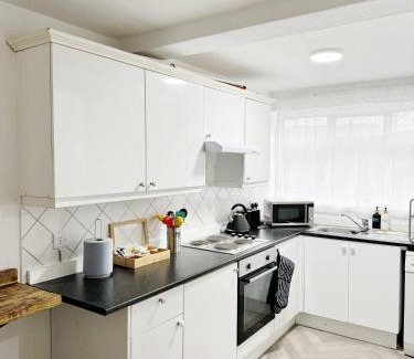 Tower Hamlets Apartamento | Modern Luxury Apartment by Mile End