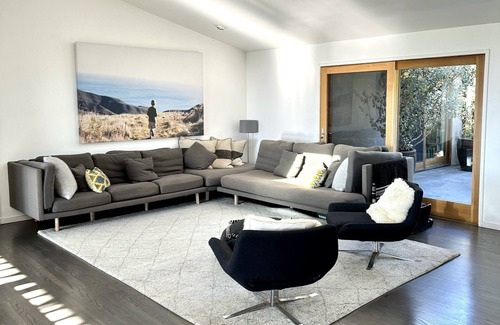 Malibu Casa | Modern Malibu Farm with ocean, mountain and sunset views on 22 acres