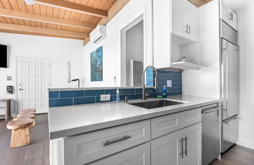 Los Angeles County Condominio | Modern Malibu Road Oceanfront Beach House with AC PRIVATE BEACH