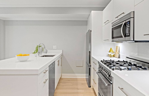 Reed-Cooke Casa | Modern Meridian Overlook