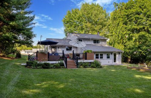 Exton Casa | Modern Mid-Century Retreat