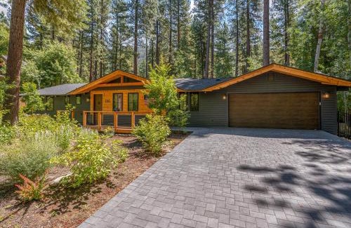 Incline Village Casa | Modern Millcreek Home