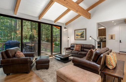 Incline Village Casa | Modern Millcreek Home