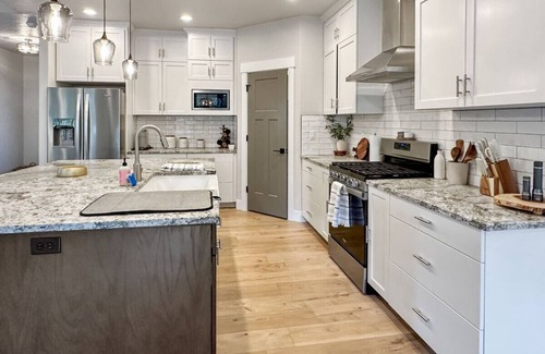 Donnelly Apartamento | Norwood Modern Mountain