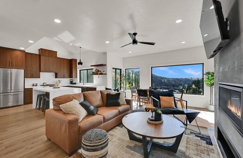 Powder Mountain Condominio | Modern Mountain Retreat. Lift Ticket Privileges & Stunning Views