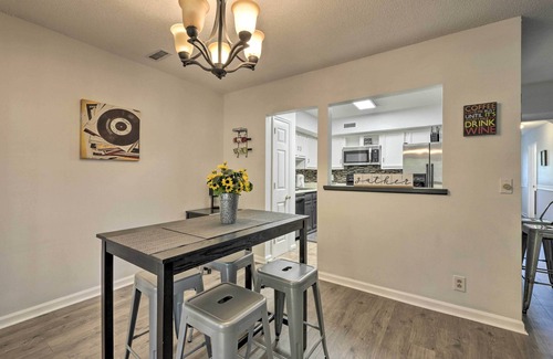 Antioch Casa | Modern Nashville Townhome: Large Yard & Deck!