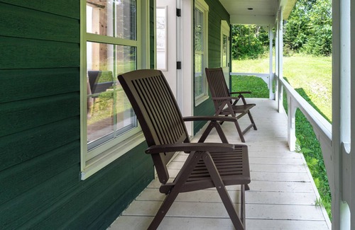 Mauricie Casa | Modern Nature Retreat w/ Spa, Fireplace & Easy Access to Scenic Trails